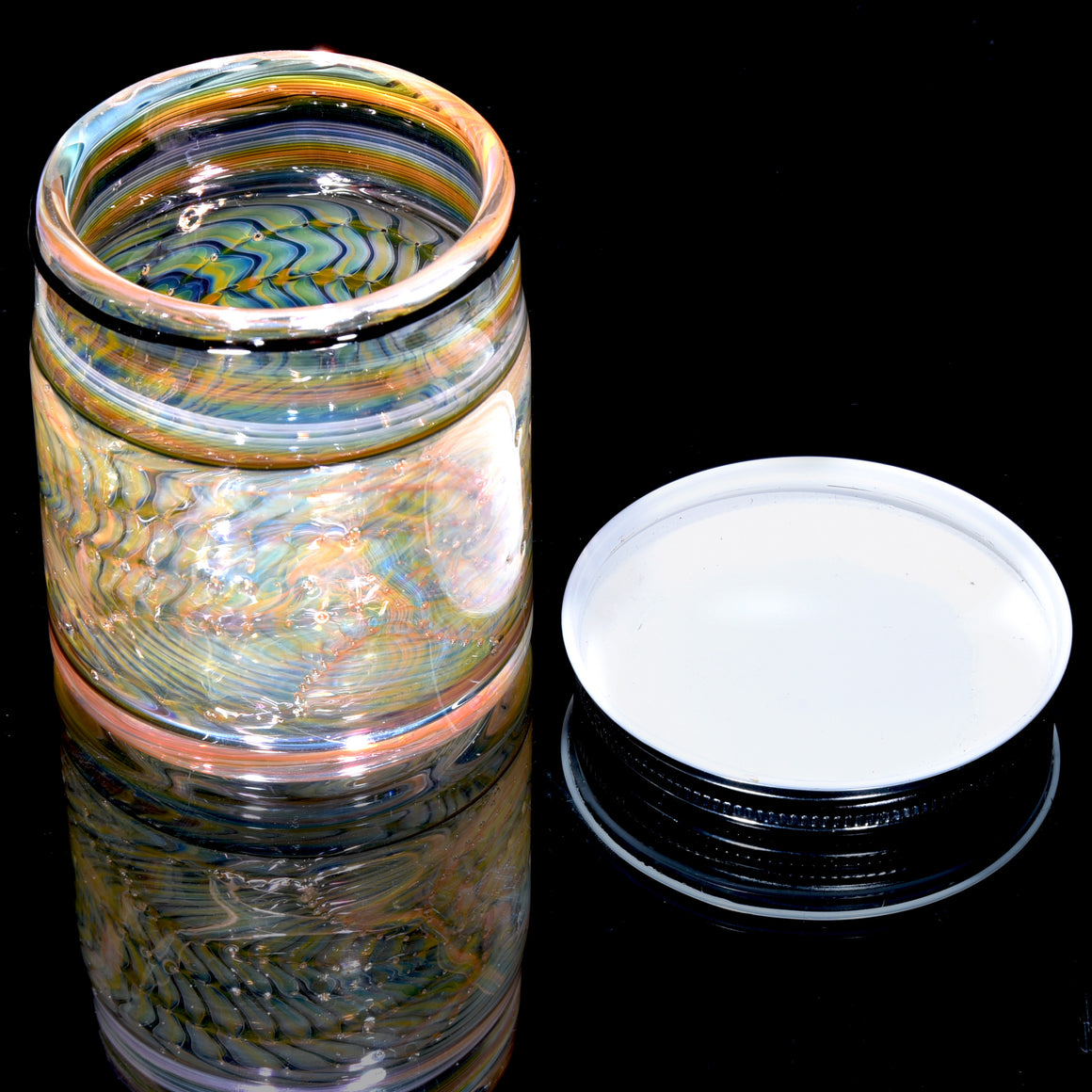 Lidded Airtight XL Baller Jar - Bubbletrap Wrap & Rake w/ Swirl Base