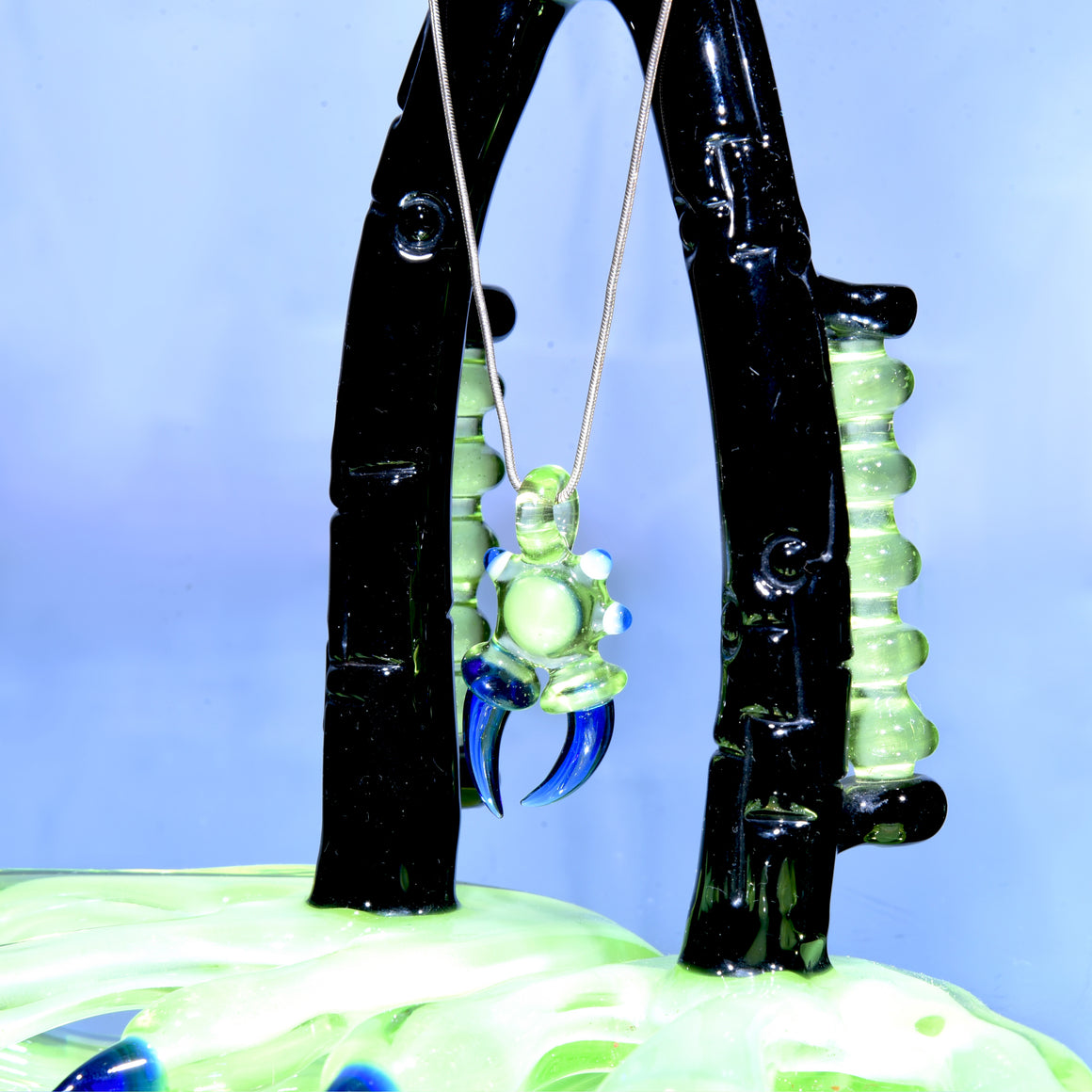 Collab - "Raze" Full-size Warlock Burdling #1 w/ Mini Warlock Pendant, Triple Claw Warlock Pendant, and Signed Pelican Case - 14mm Male