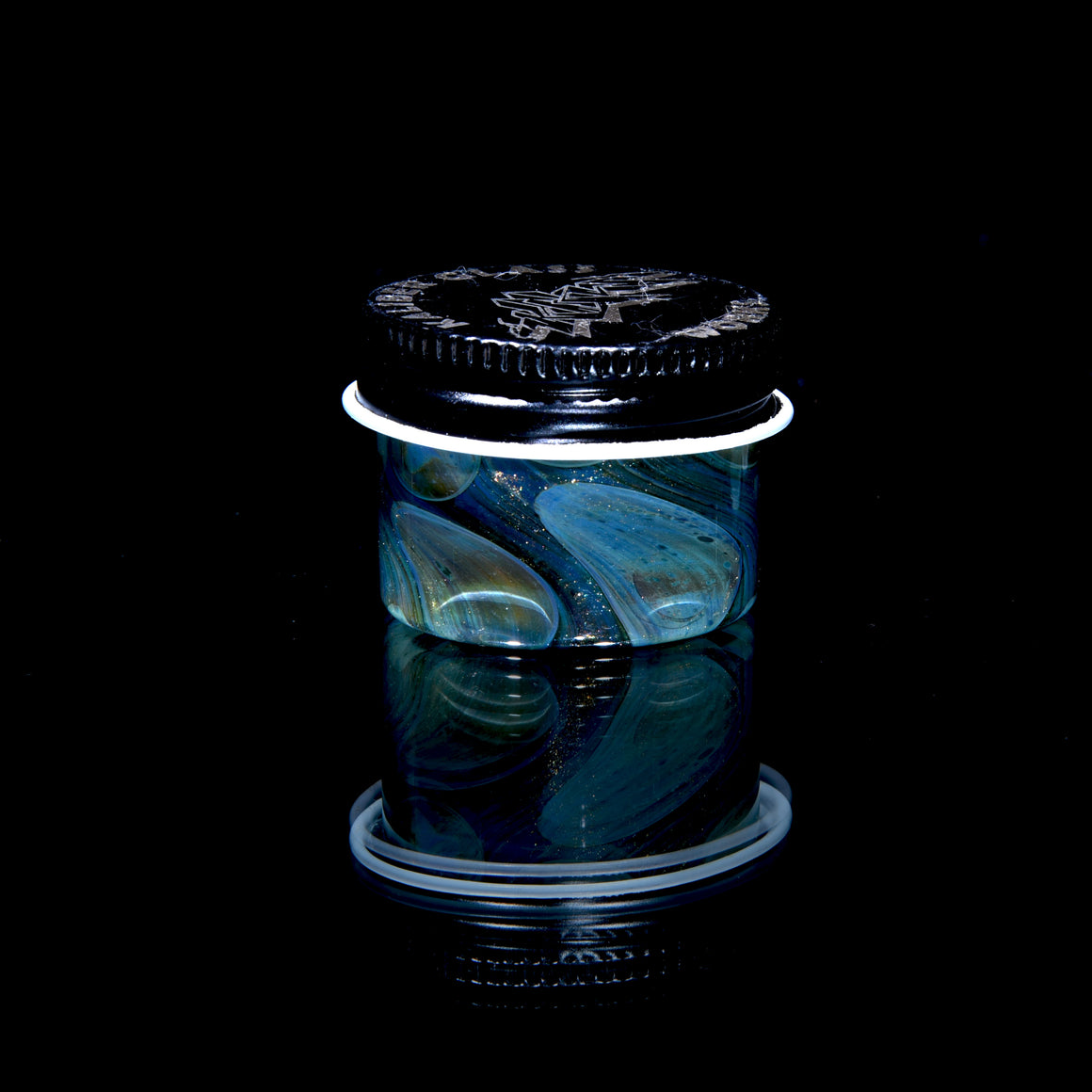 Lidded Airtight Baller Jar -  Honeycomb w/ Opal attachment