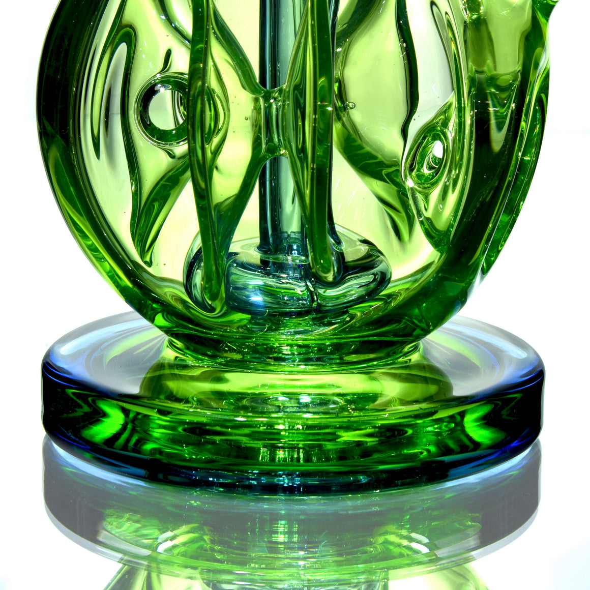 Full-color Swiss Sphere Bubbler Rig - Haterade/Blue Dream - 14mm Female