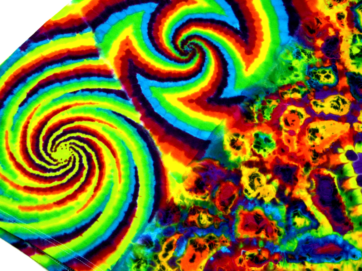 XL - Collab Triple Swirl & Chevron Honeycomb Split Combo Short-sleeve Tie Dye T-Shirt