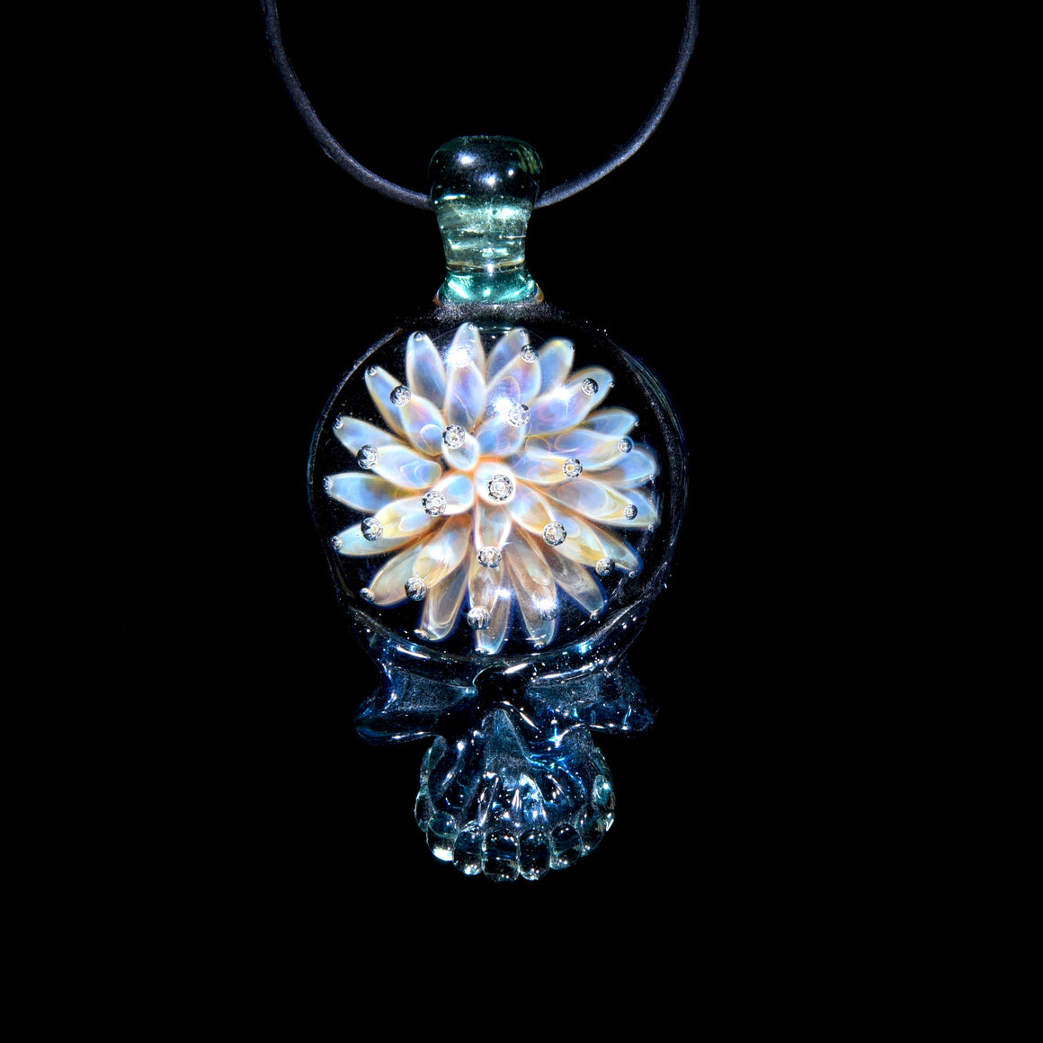 Airtrap Fume Implosion Skull Pendant - Raindrop