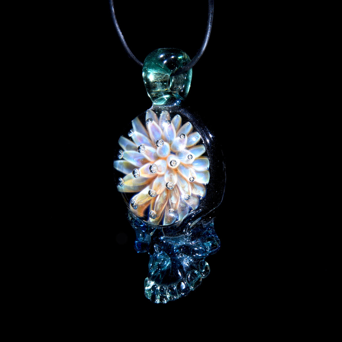 Airtrap Fume Implosion Skull Pendant - Raindrop