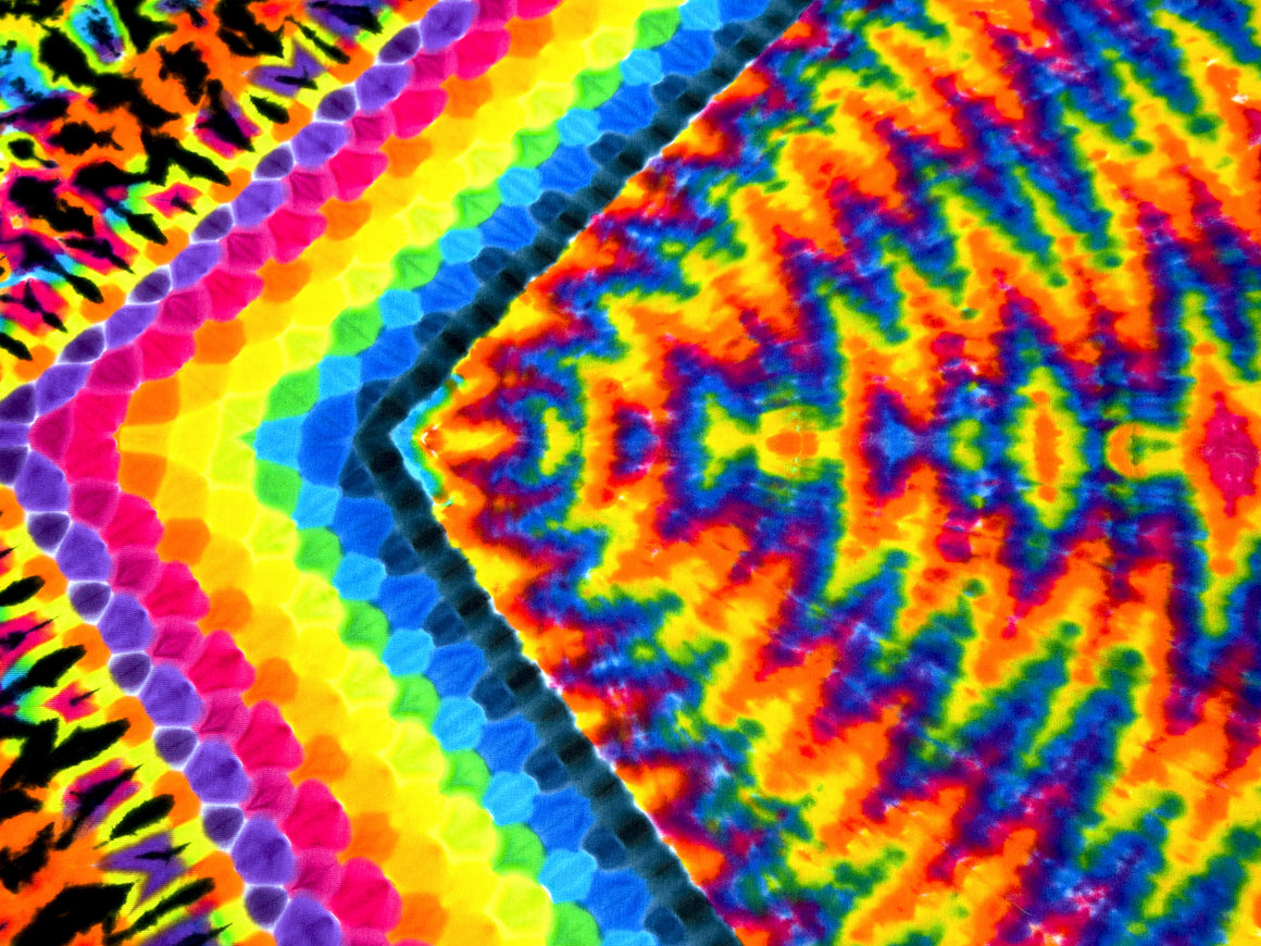 Medium - Short-sleeve Tie Dye T-Shirt - Rainbow Chevron Honeycomb & Wigwag Triple Combo