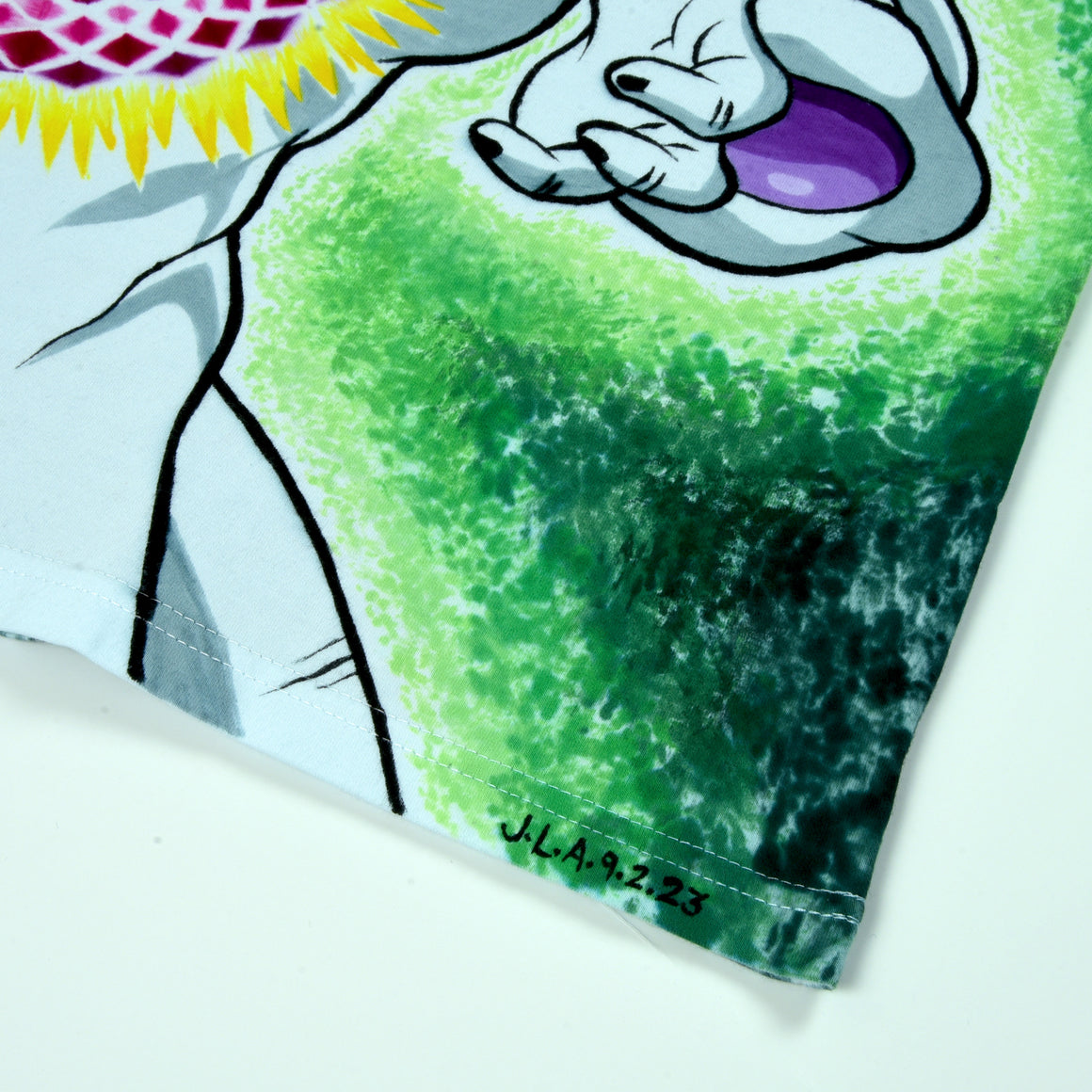 XL - Tie-dyed and Hand-painted T-Shirt - DBZ Frieza #1