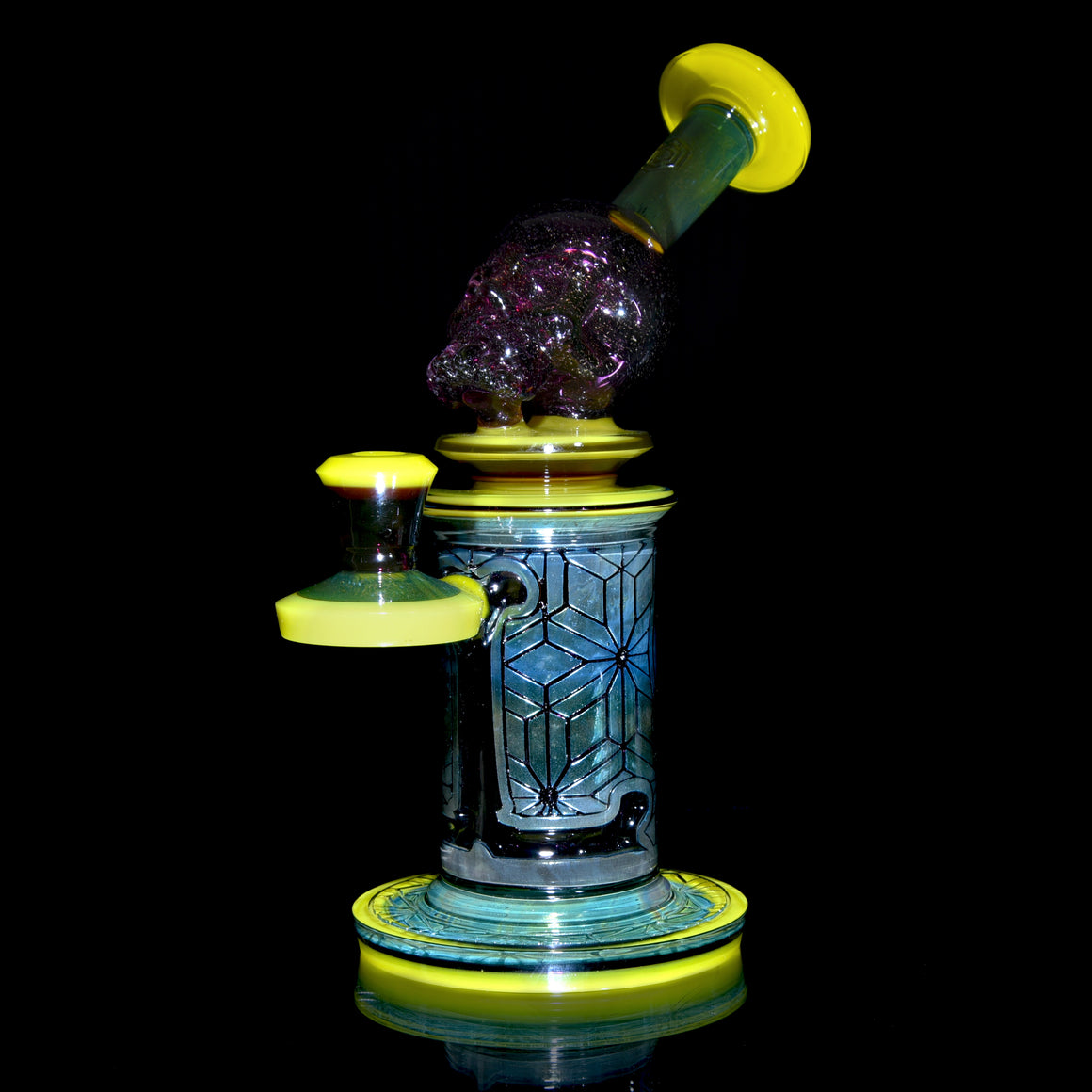 Custom Fully-worked Skull Elementum #1 - Dychroic Gold Amethyst/Roswell Gold/Fume - 10mm Female