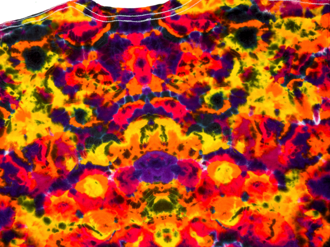 Medium Long-sleeve Tie Dye T-Shirt - Inferno Mandala Combo Fade