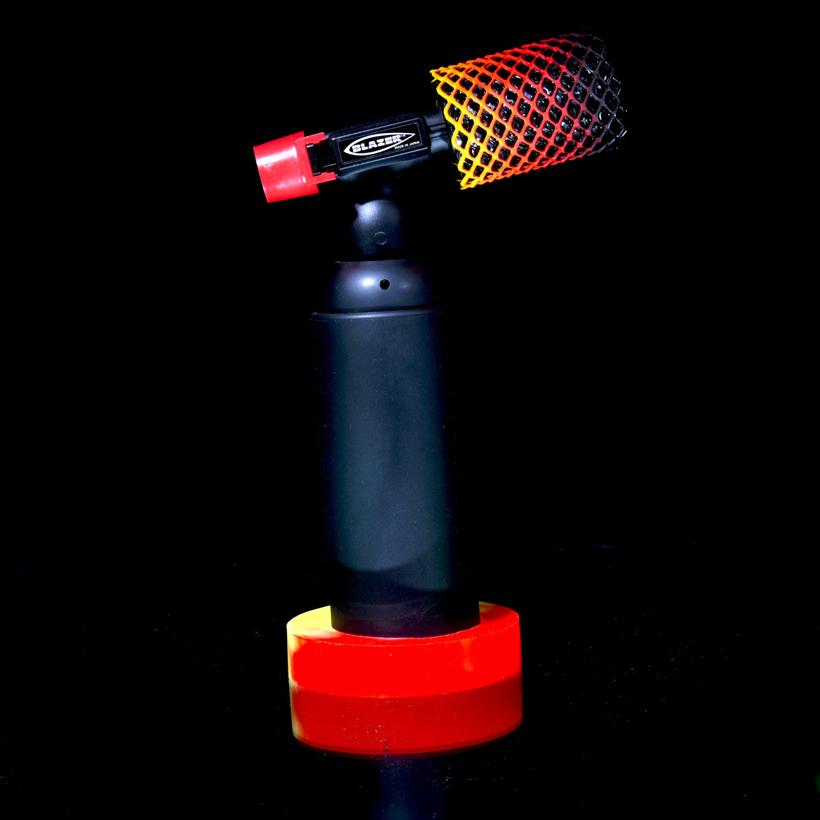 Limited Edition Big Shot GT8000 Butane Torch & Matching Mamba Guard/Base Set - UV Yellow/Red