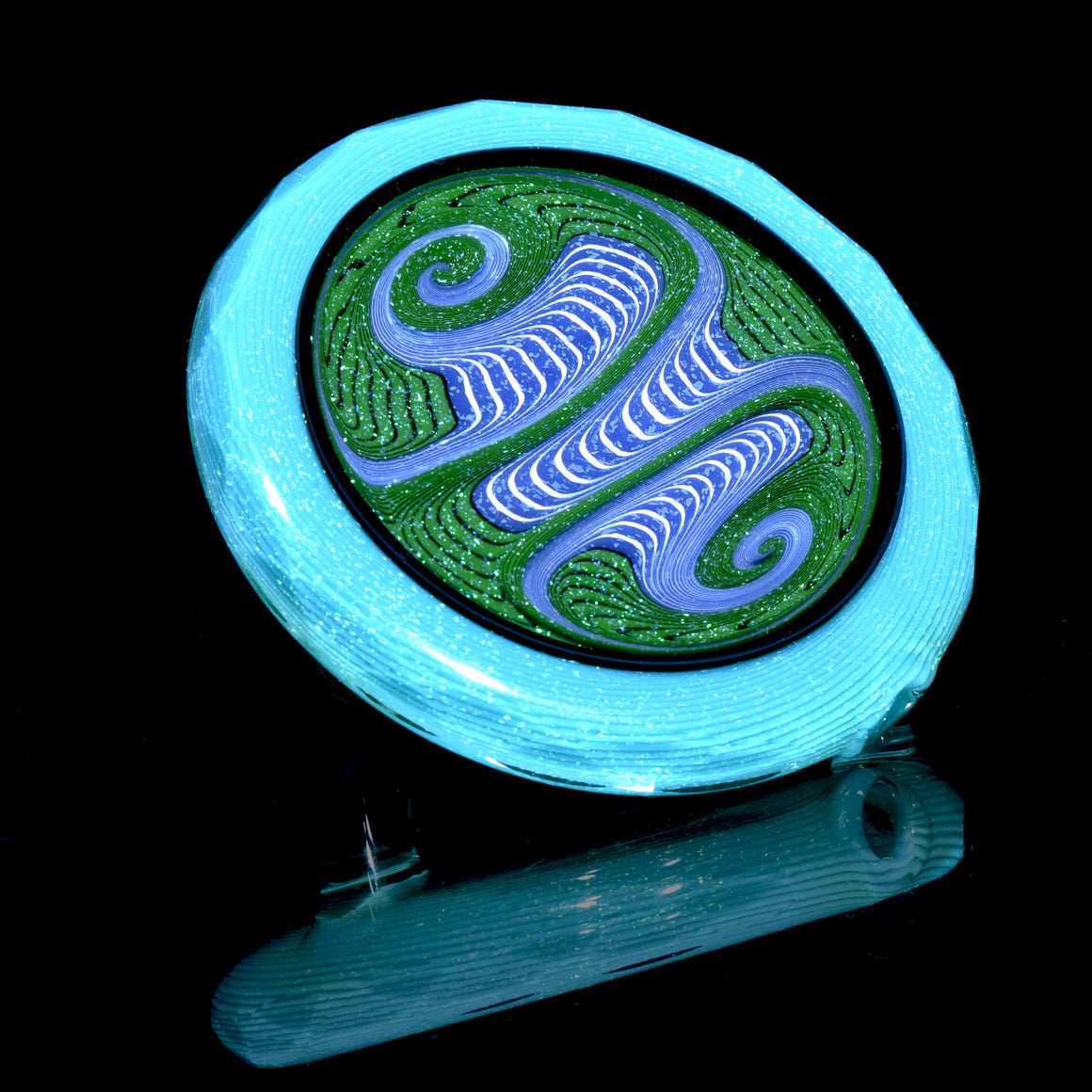 Faceted Dichro Belt Buckle Pipe