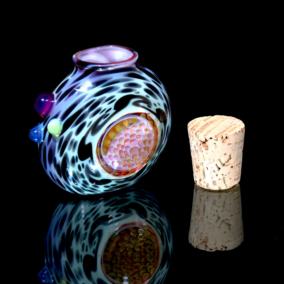 Corked Magnifying Leopard Tech Honeycomb Jar