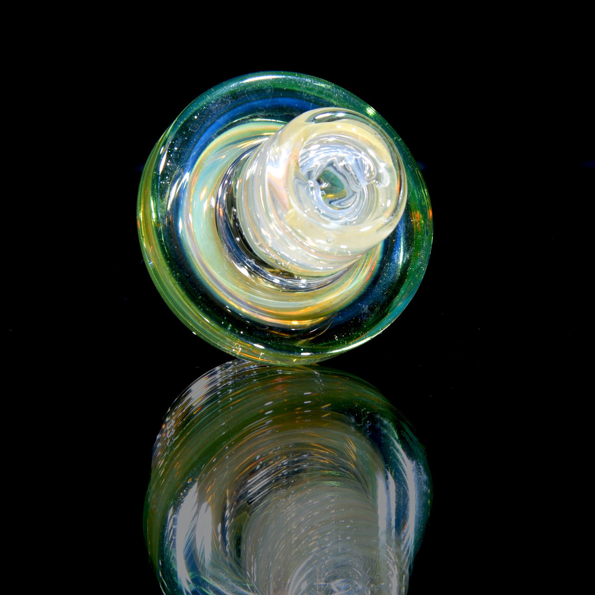 Gold & Silver-fumed Dual-hole Spinner Cap w/ Green Stardust Accent