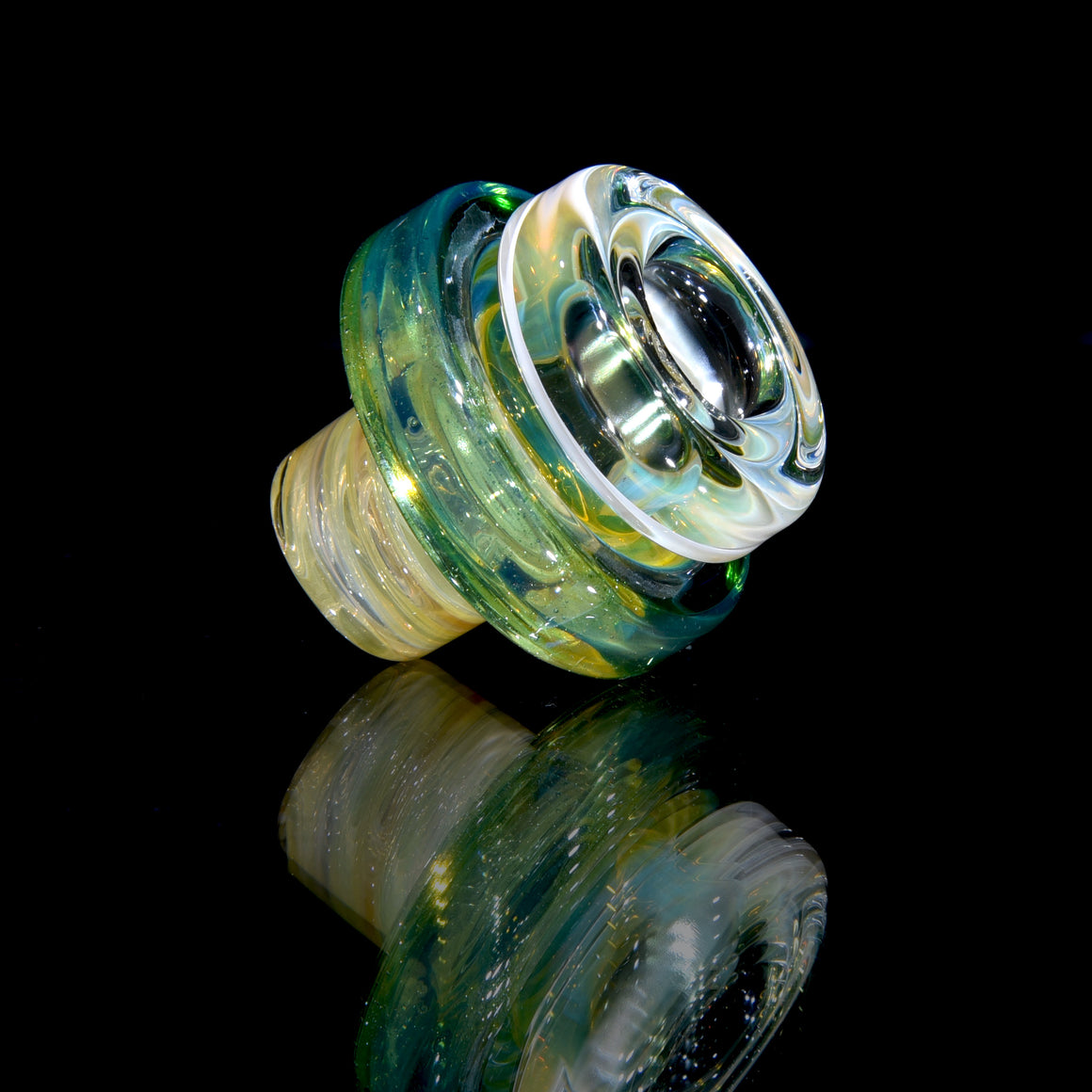 Gold & Silver-fumed Dual-hole Spinner Cap w/ Green Stardust Accent