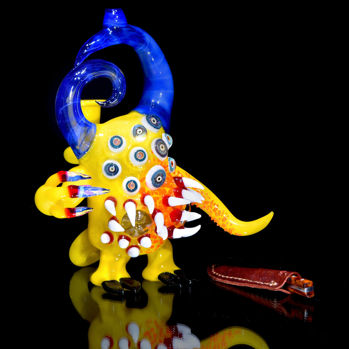 Alien Cryptid Rig w/ Removable Knife Dabber - Yellow/Mystique - 14mm Female
