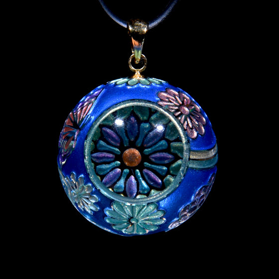 Butterfly Kaleidoscope Pendant - Royal Blue