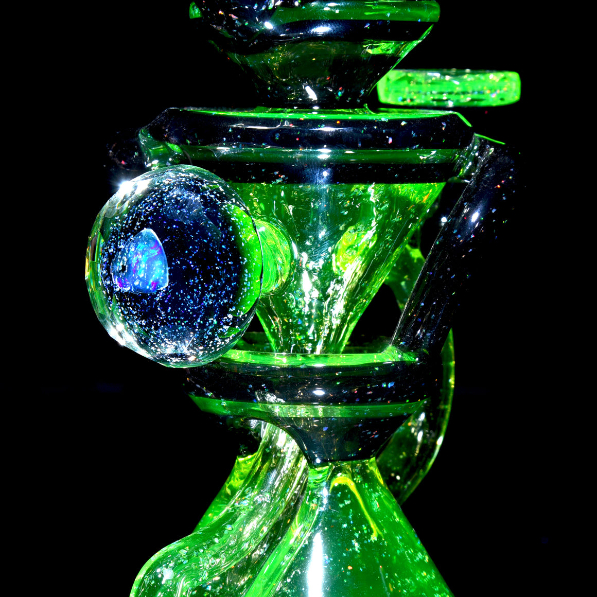 UV Reactive Faceted Two & Through Double-uptake Floating Recycler - Full Crushed Opal Ion/Jet Black - 10mm Female