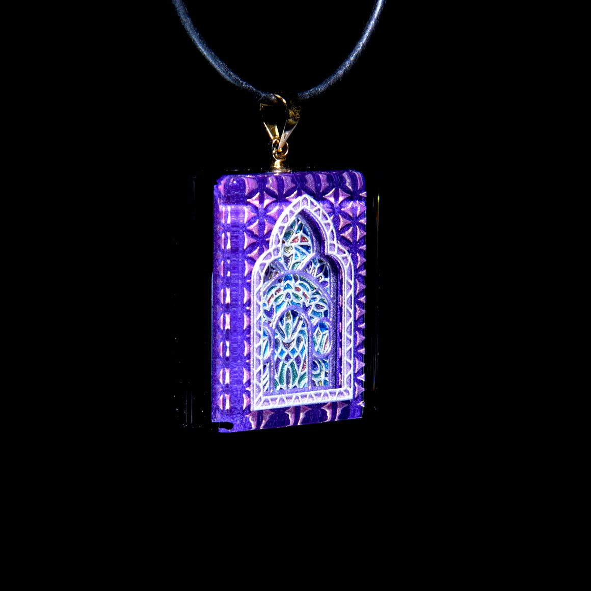 3D Vidriera Pendant - Purple/Gold