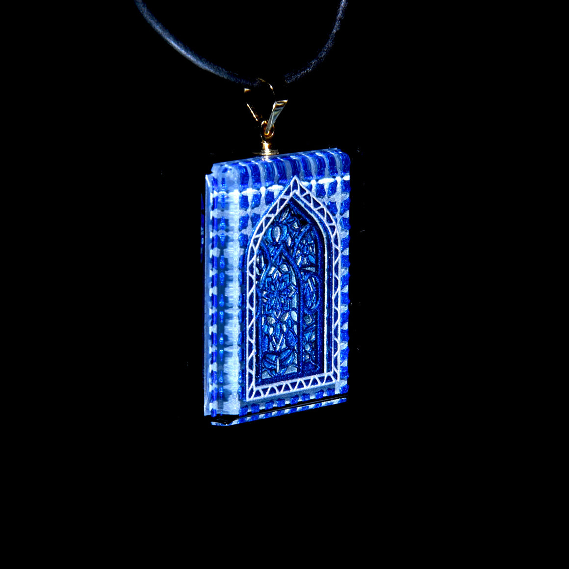 3D Vidriera Pendant - Blue/White