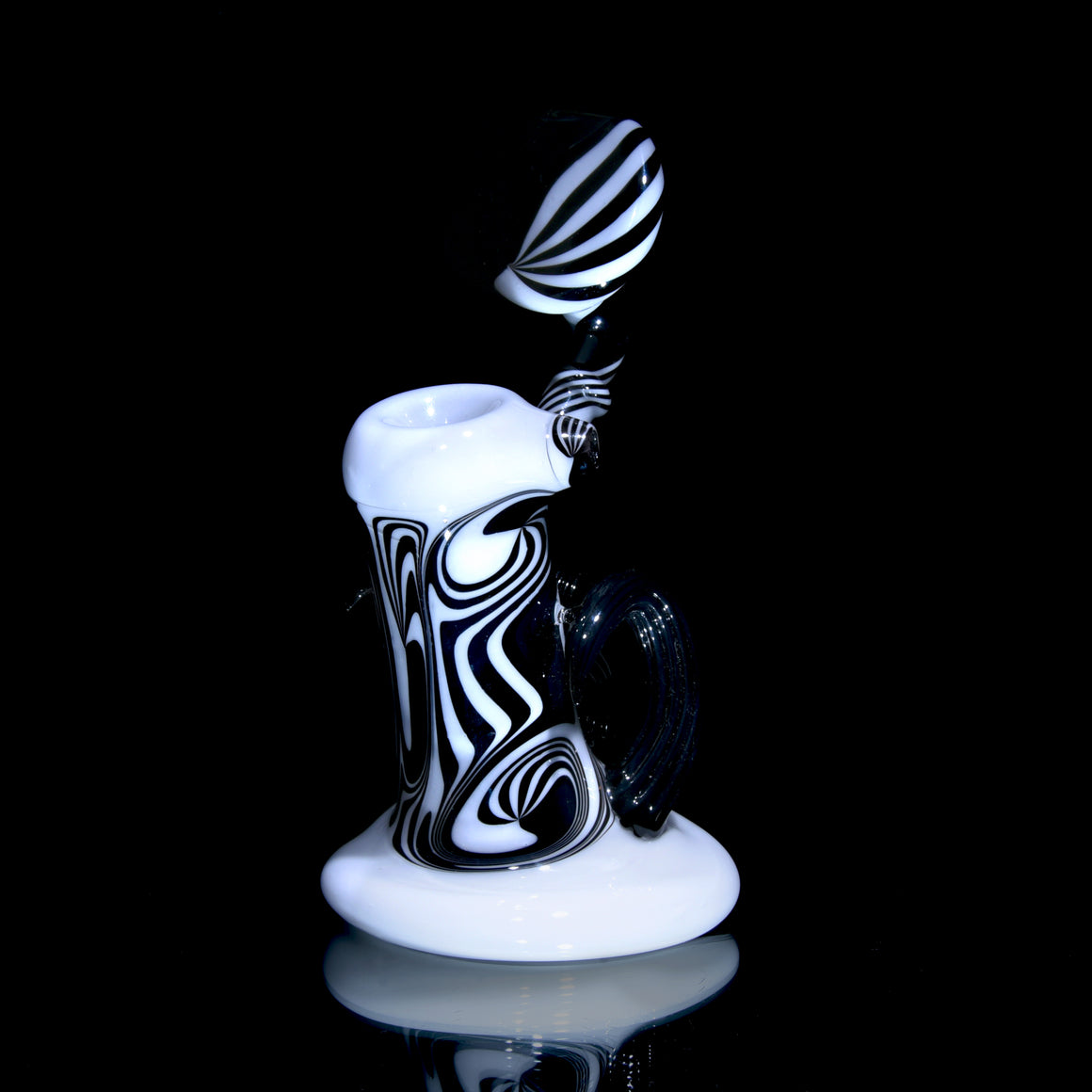 Black/White Linework Push Bubbler w/ Signature Millie