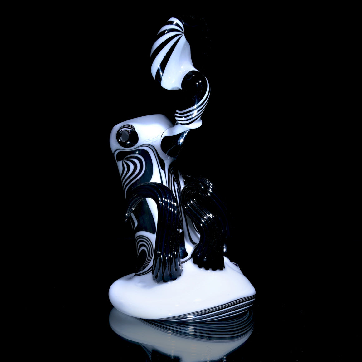 Black/White Linework Push Bubbler w/ Signature Millie
