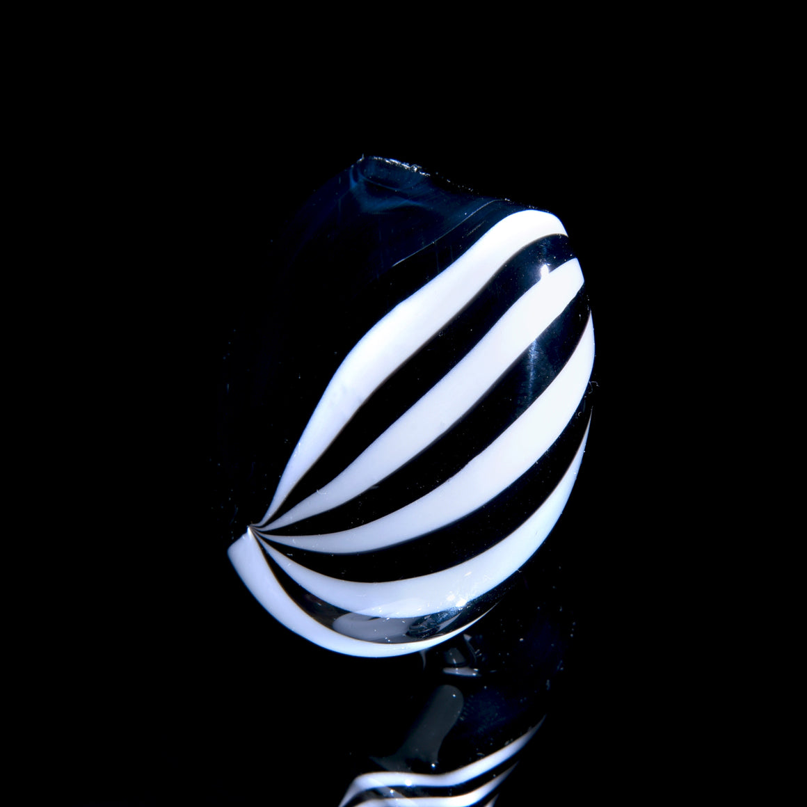 Black/White Linework Push Bubbler w/ Signature Millie