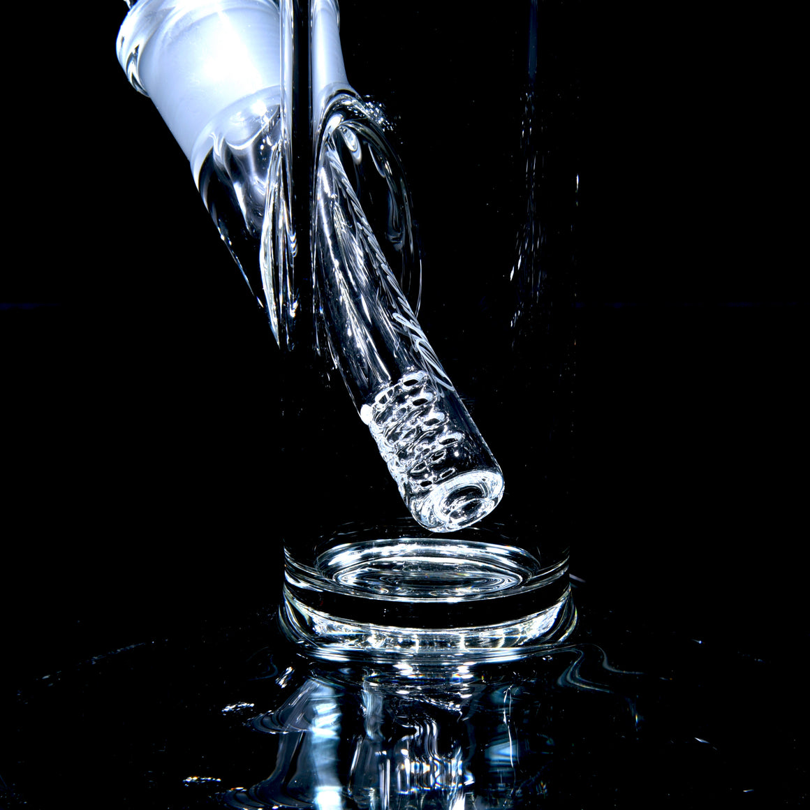 44mm - Diffy Tube w/ Removable 180° Downstem & Inv4 Splashguard- Clear - 18mm Female