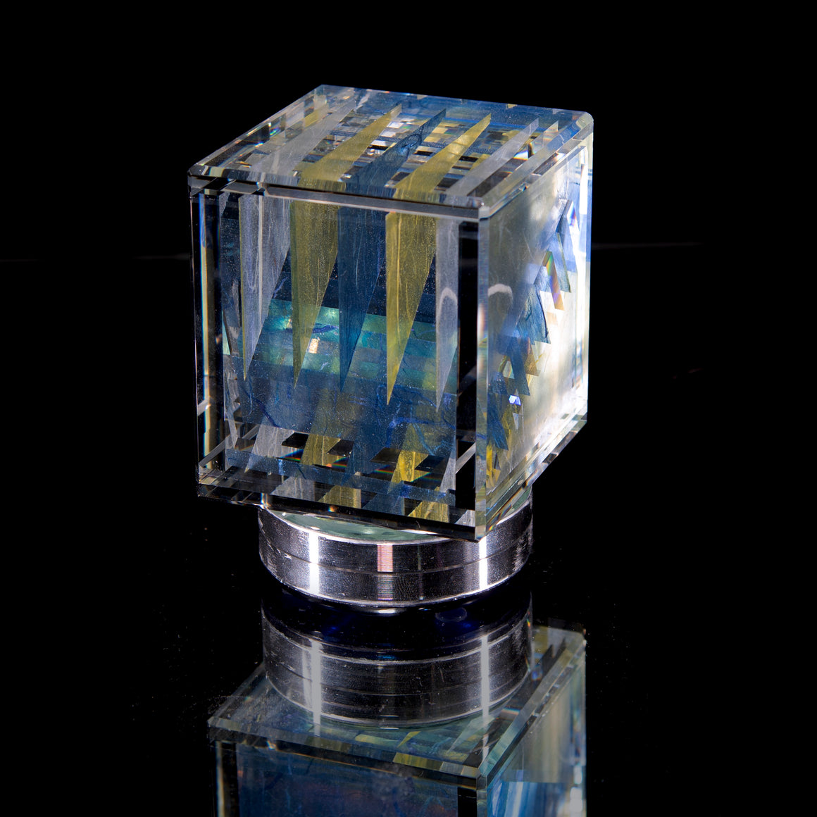 Japanese Paper/Dichroic Cube w/ Rotating Stand & Pelican Case