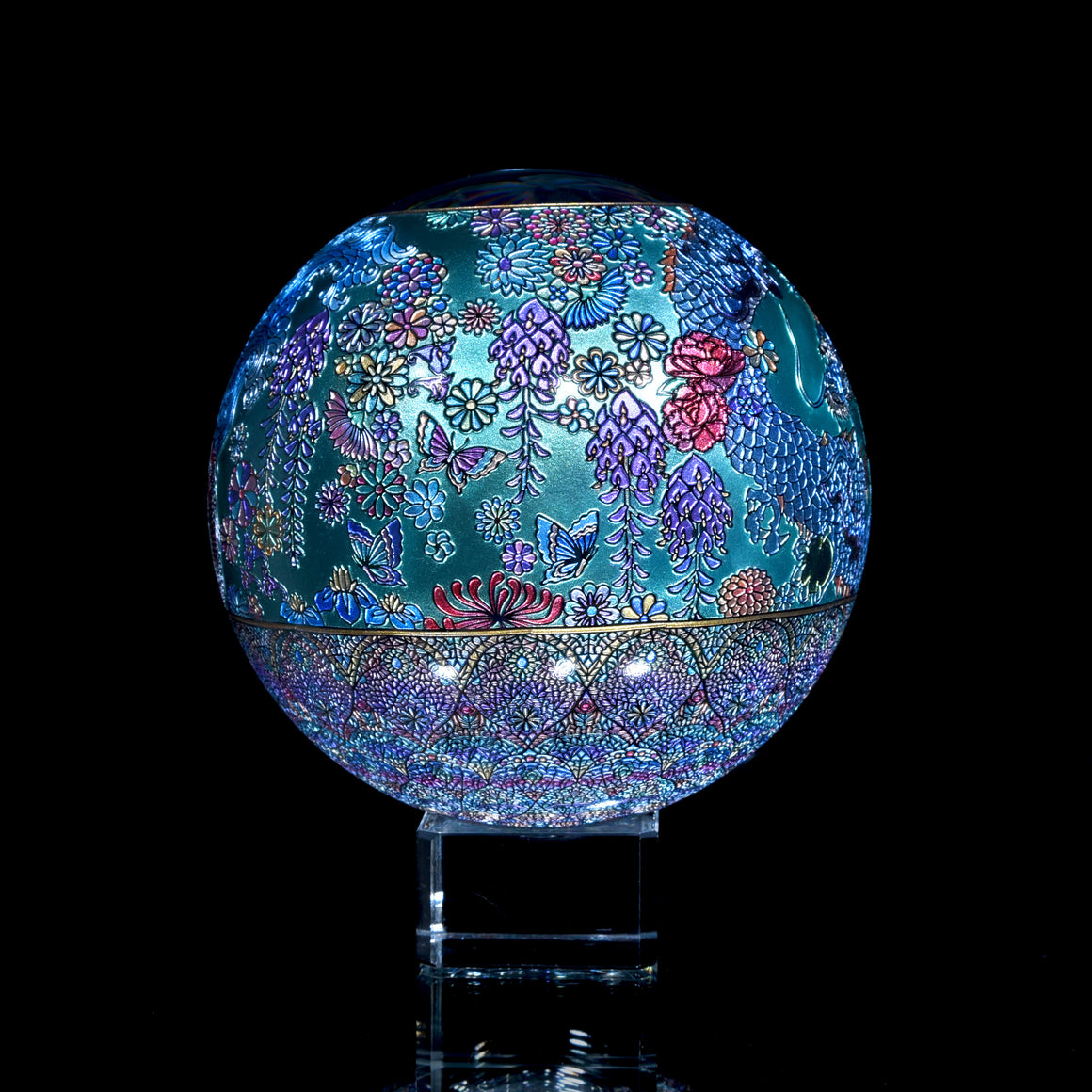 "Dragon Dancing among Glistening Clouds" Kaleidoscope Marble (Borosilicate) - ~5"diameter