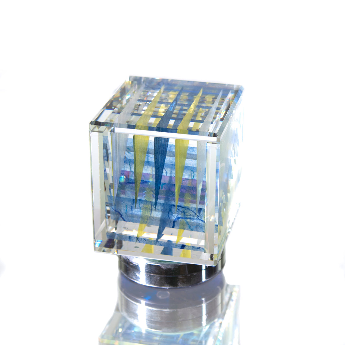 Japanese Paper/Dichroic Cube w/ Rotating Stand & Pelican Case