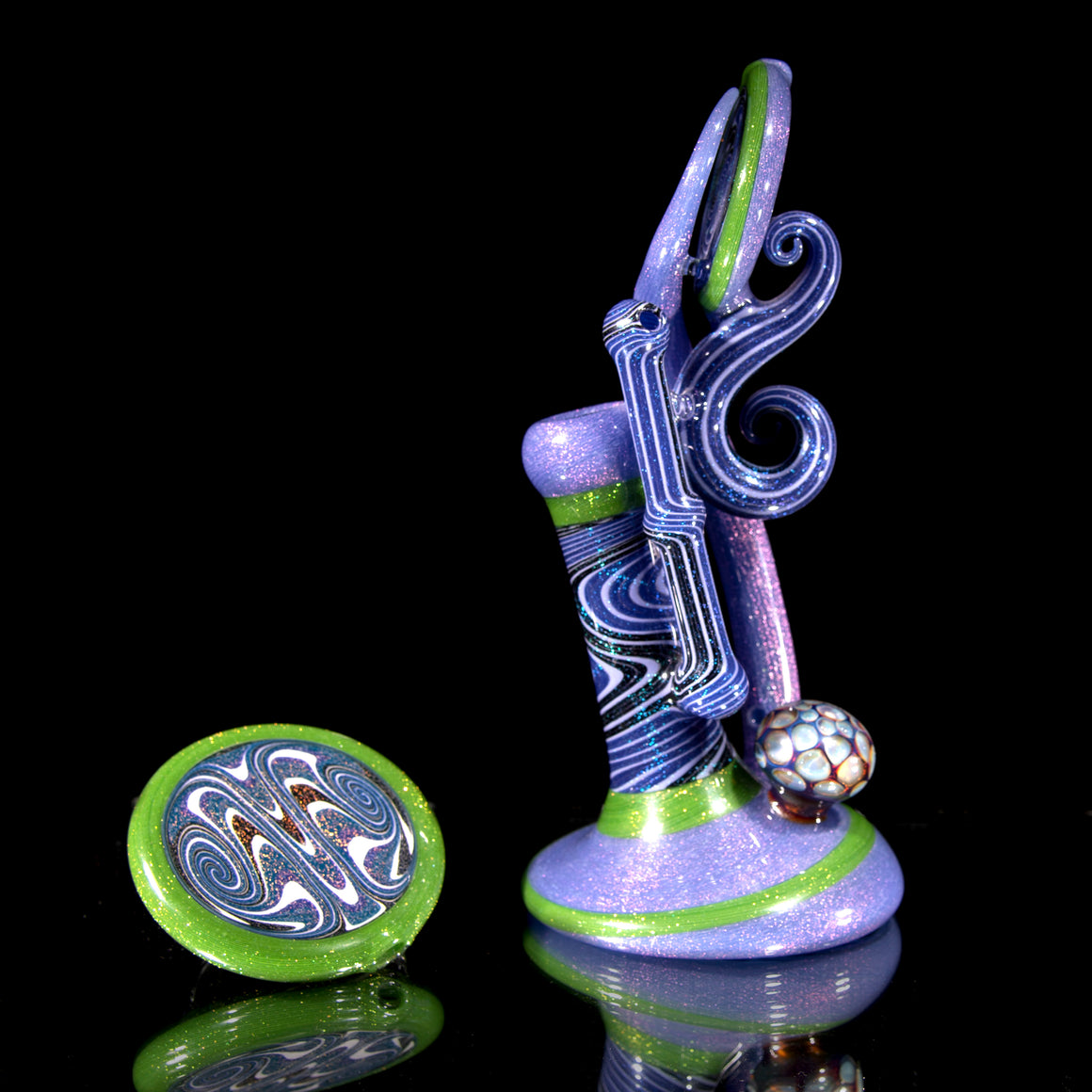 Dichro Bubbler with matching Belt Buckle Pipe