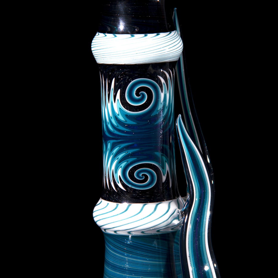 Solo White/Blue Icy Linework Tube