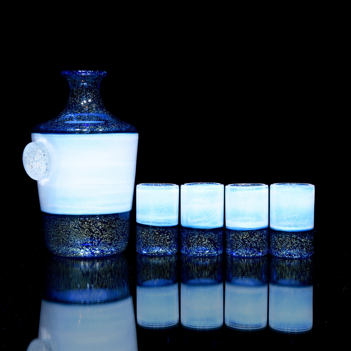 Fully-worked Dichroic Ghost/Brilliant Blue Pint Glass & Corked Tokkuri Sake Set