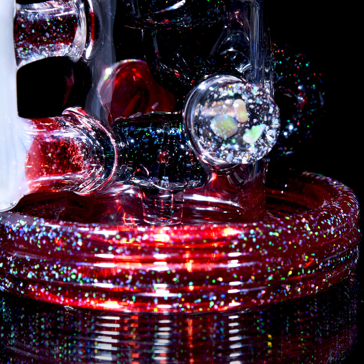 Fully-worked Crushed Opal Klein Recycler - Pomegranate/White/Black - 10mm Female